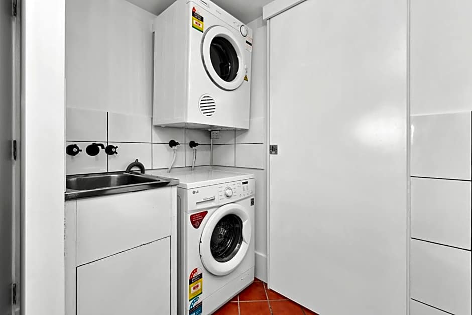 Villa Vaucluse Apartments