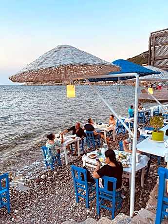 Giritli Rum Meyhanesi & Butik Otel