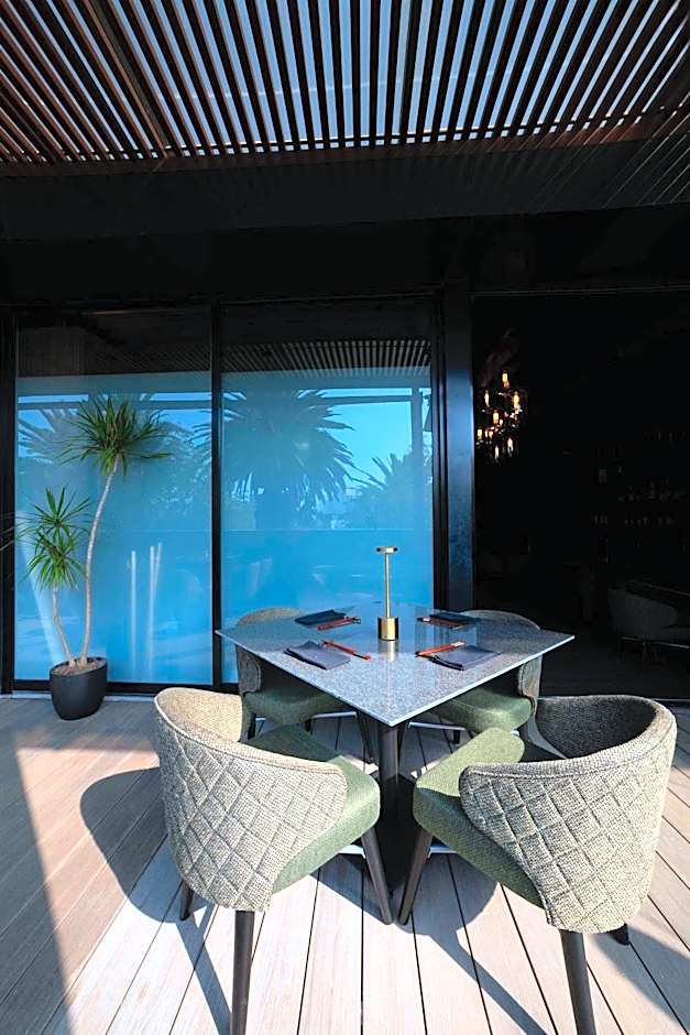 Flow Condesa - Adults Only