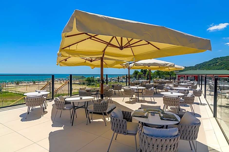 Villas for 4 or 6 Adults in Therma Village - SPA Mineral Pool & All inclusive & Free Parking