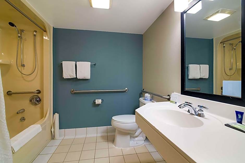 Garner Londonderry Manchester