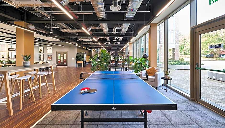 For Students Only The Oaks in Coventry