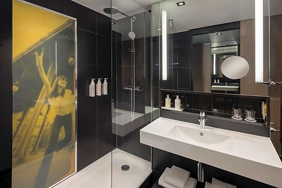 Le Meridien Paris Arc De Triomphe