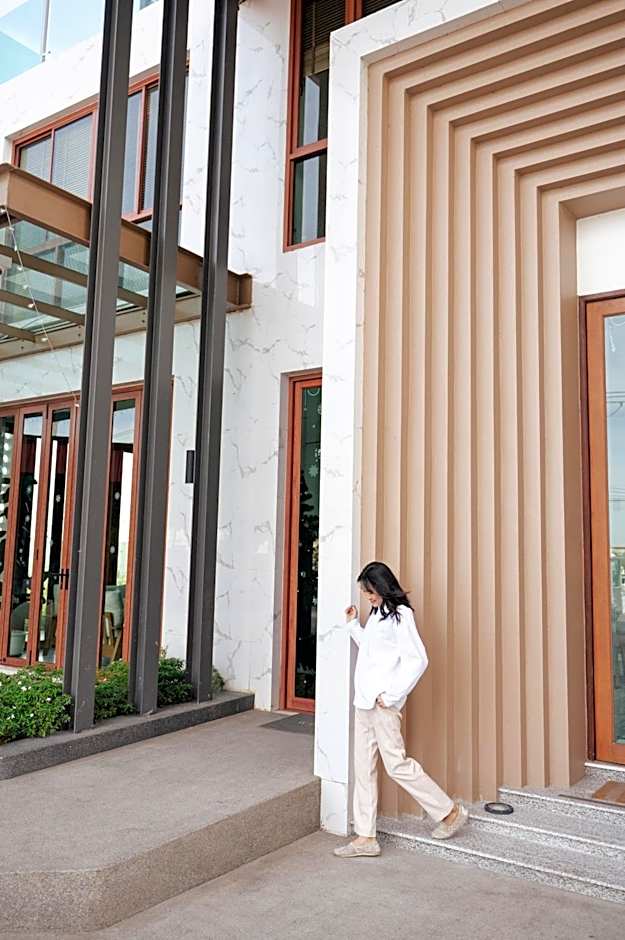 Mayuu Ayutthaya Hotel