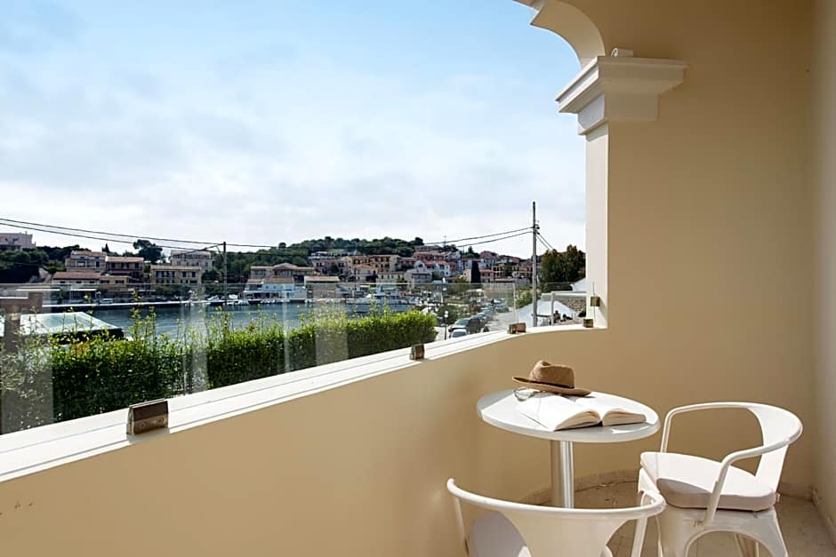 Melina Bay Boutique Hotel