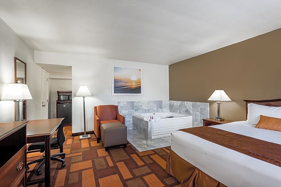 Days Inn & Suites by Wyndham Lodi