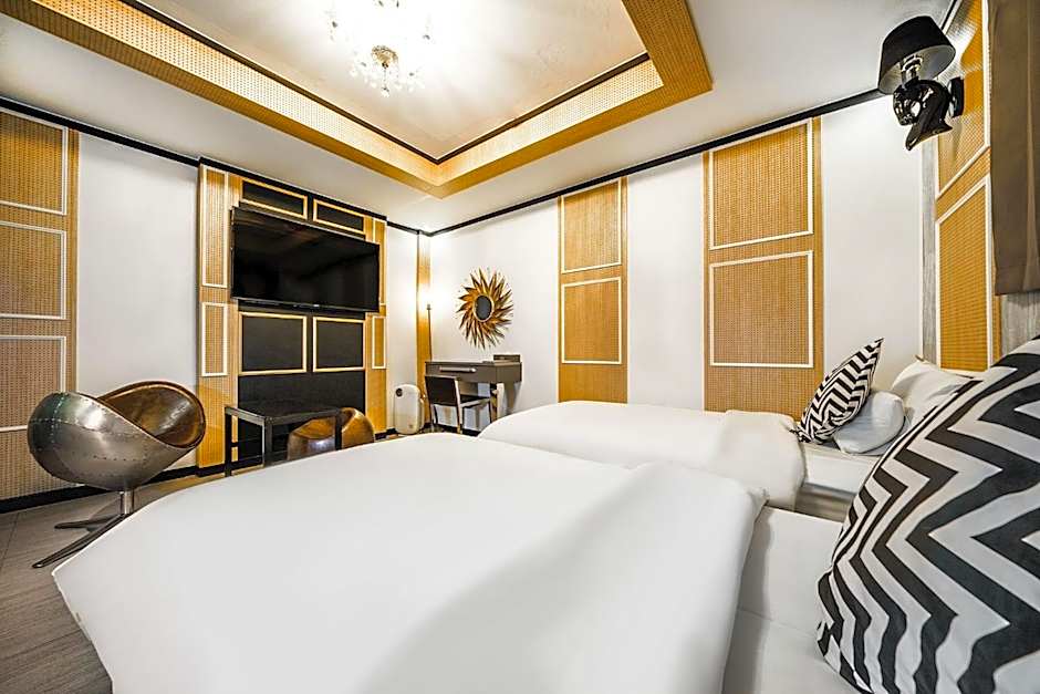 Photo 1 of 7 of Standard 2 Beds
