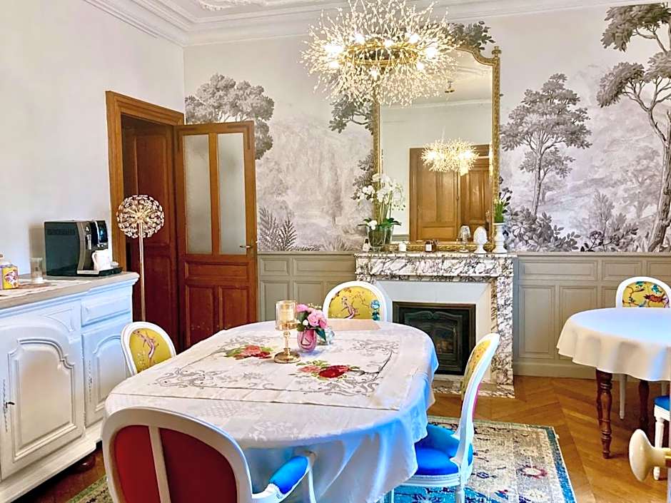 La Villa des Roses Gîte Chambres d'hôtes Piscine chauffée
