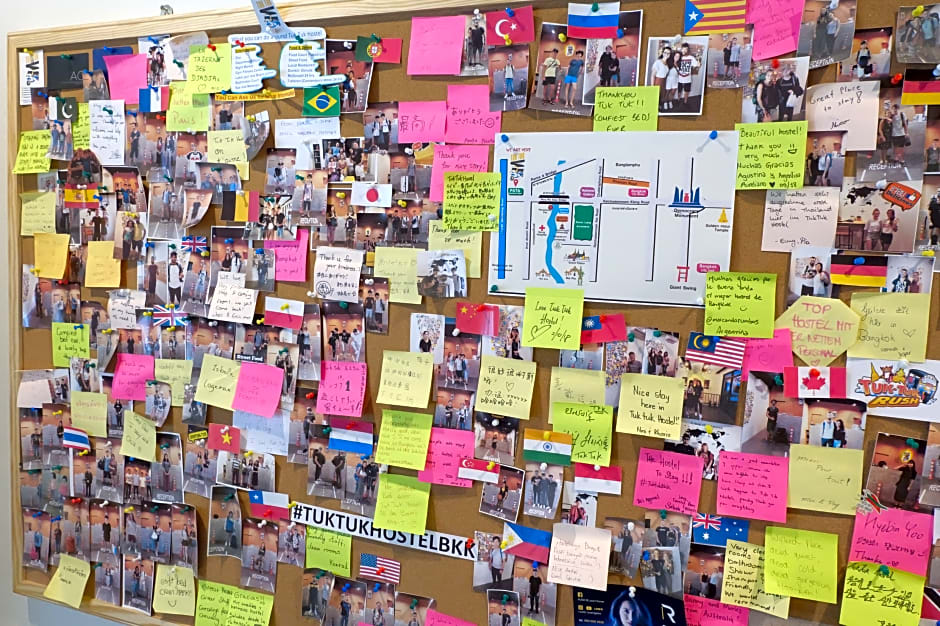 Tuk Tuk Hostel by ZUZU