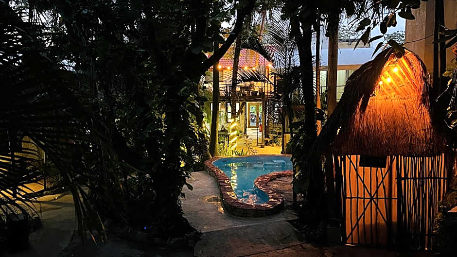 Hotel B&B by Playa del Karma