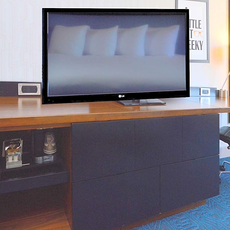 DoubleTree By Hilton Newark - Fremont