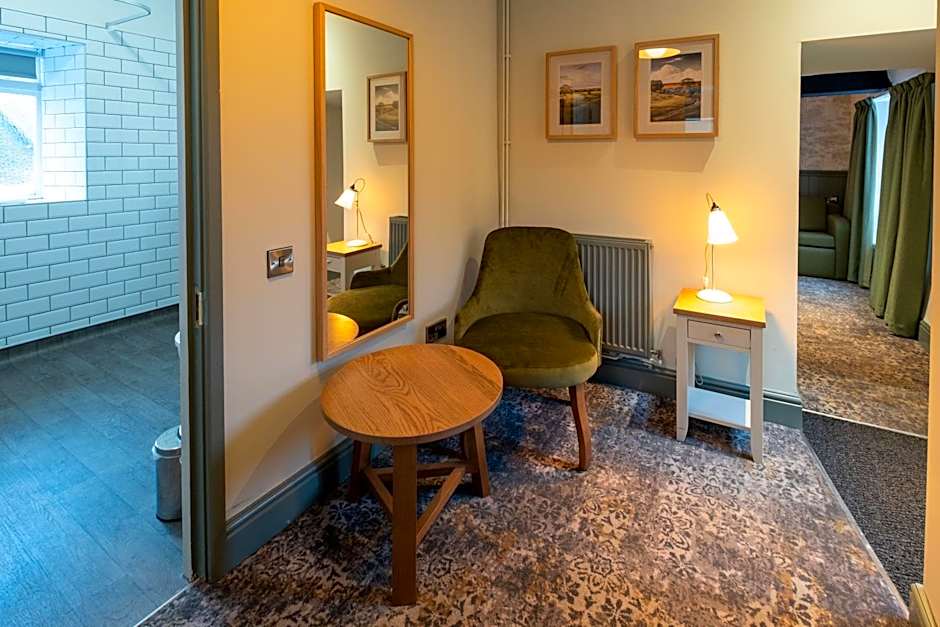 Rockingham Arms By Greene King Inns