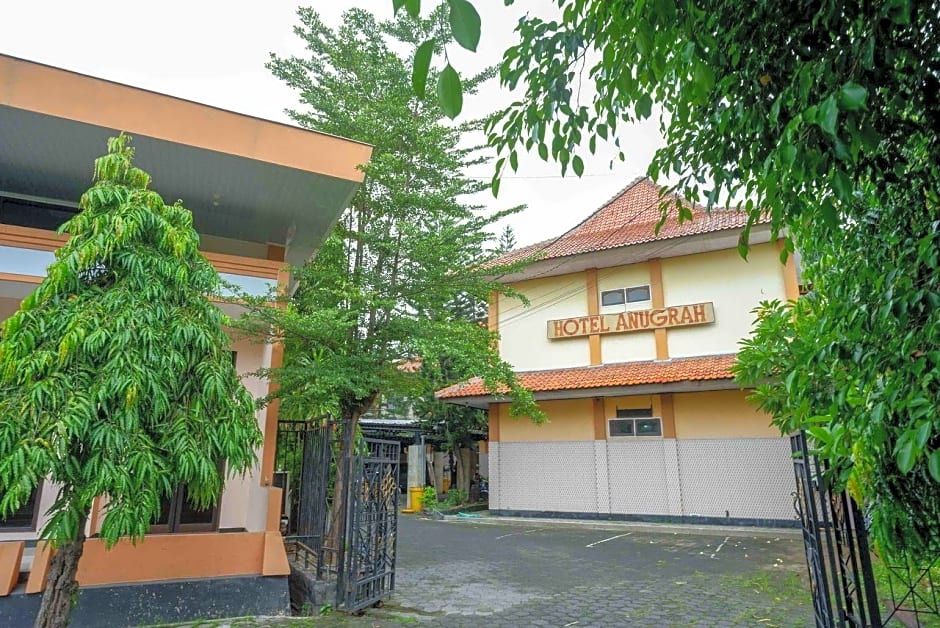 Urbanview Hotel Anugrah Kendal by RedDoorz