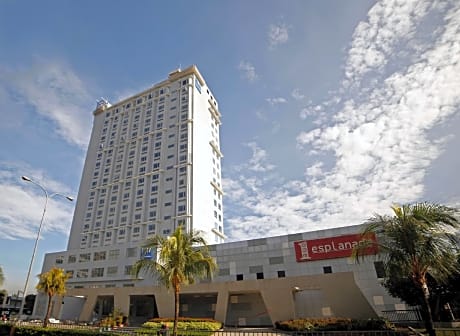 TRYP by Wyndham Mall of Asia Manila