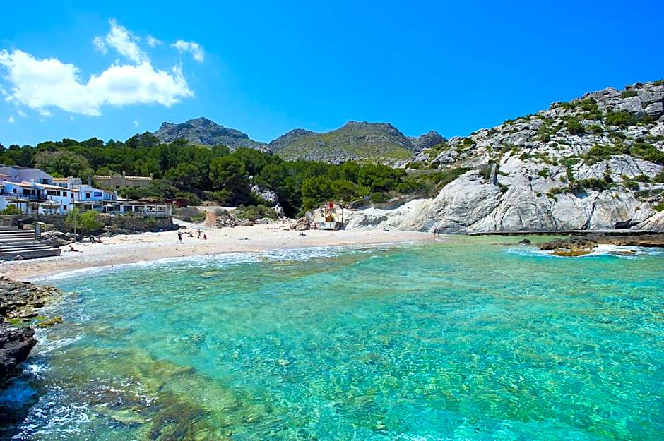 Owl Booking Villa Can Francisco - Family and Friends