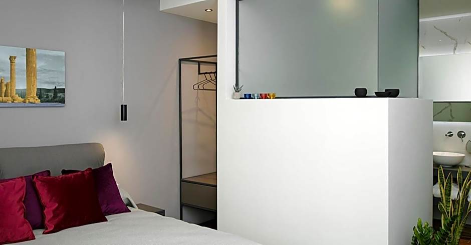 The Gem Society Hotel