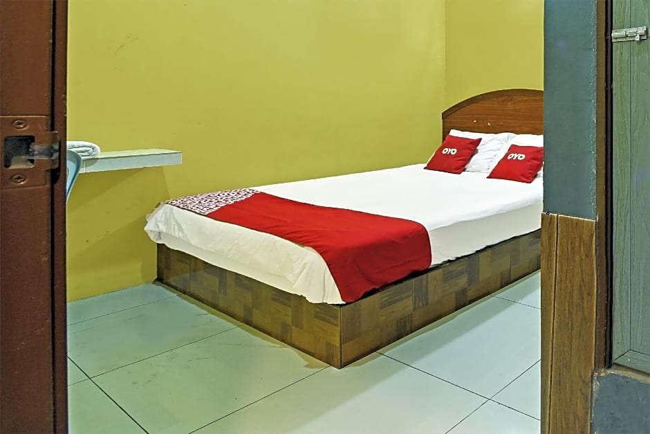 OYO 89656 Melati Hotel Nilai