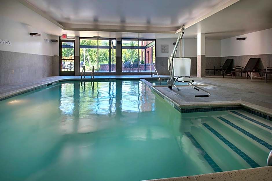 Fairfield Inn & Suites by Marriott Williamstown