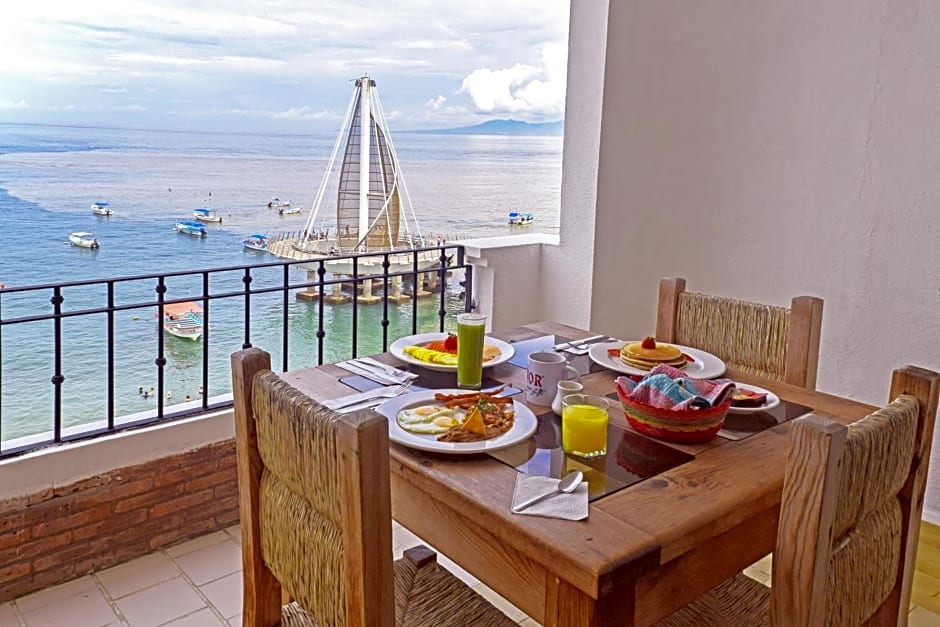 Emperador Vallarta Beachfront Hotel and Suites