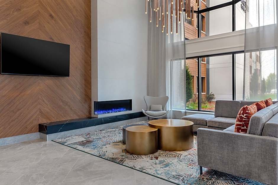 DoubleTree by Hilton Kingston