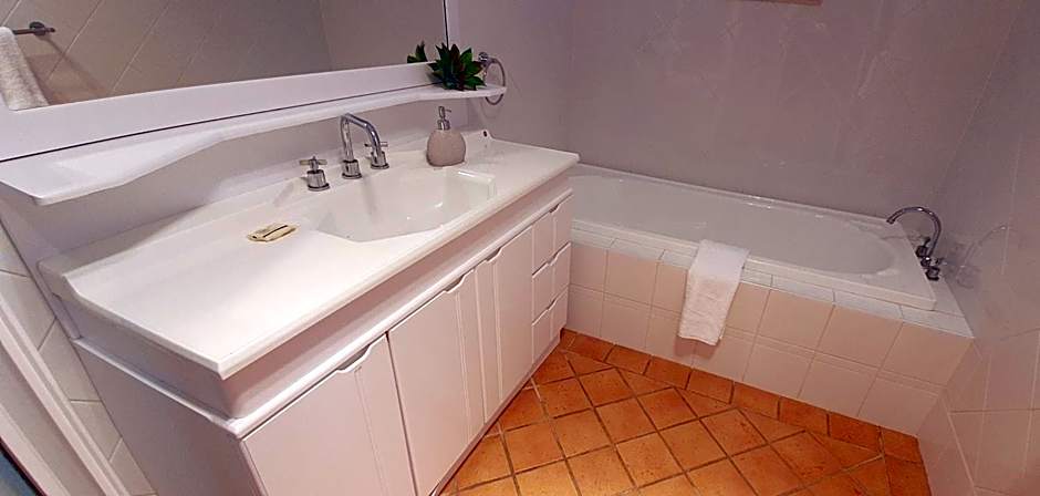 Bimbadgen Estate Vineyard