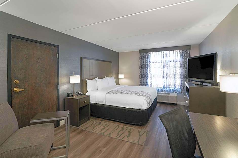 La Quinta by Wyndham Raleigh Downtown North