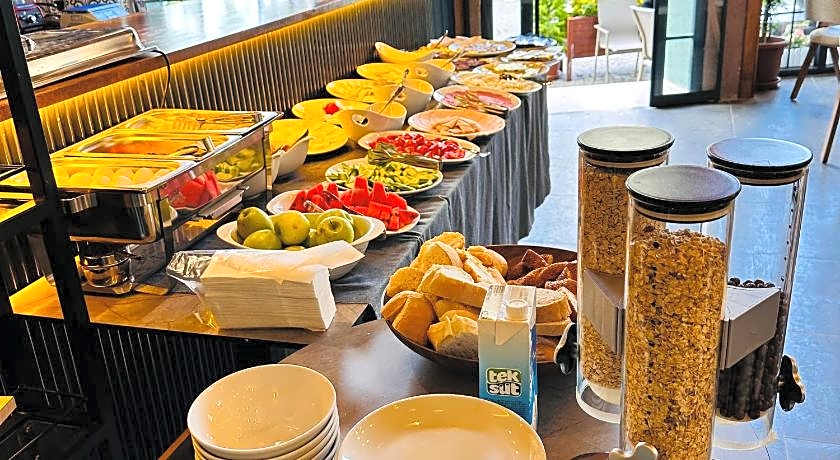 Newalla Hotel Old City