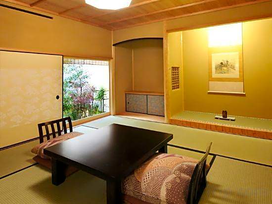 Kanamean Nishitomiya Ryokan