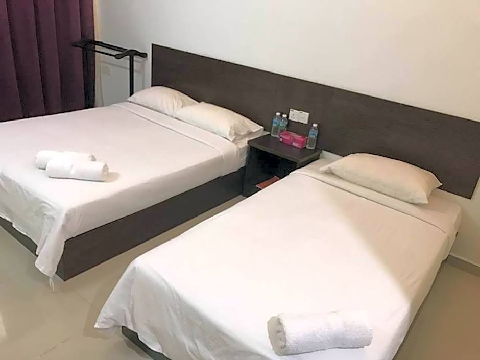 Teluk Lipat Seaview Inn