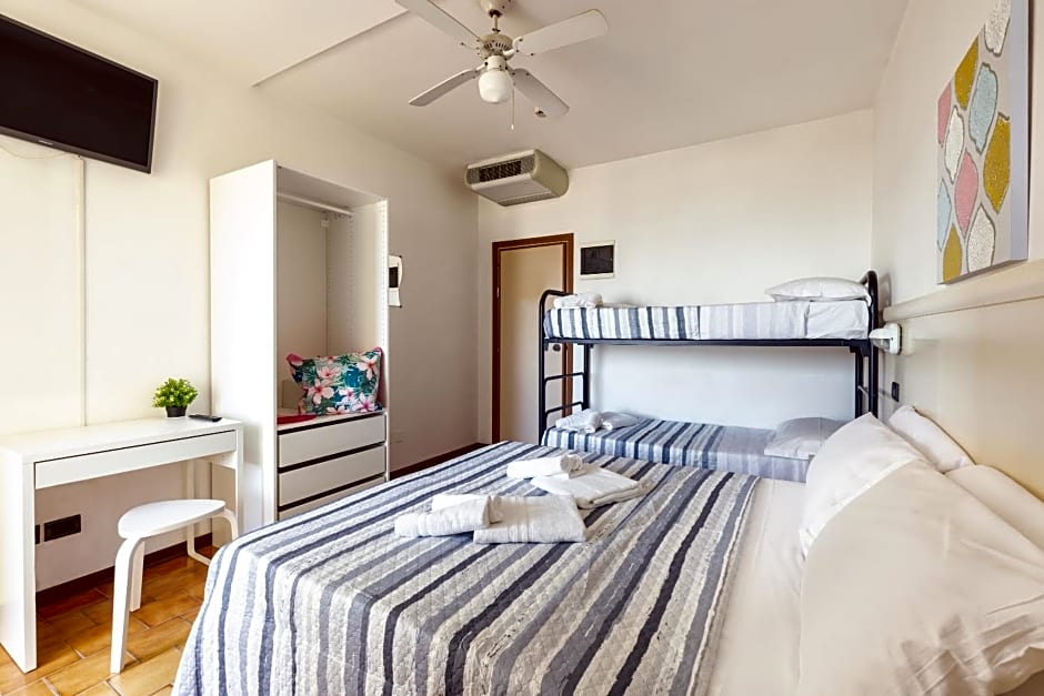 Hotel Mignon Riccione Fronte Mare