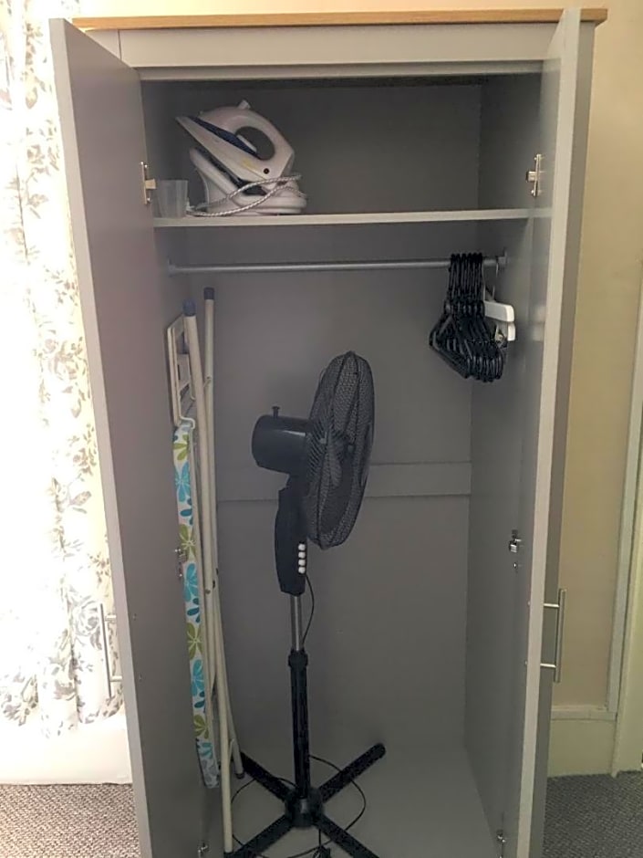 The Old Brasserie & Rooms @ no.8