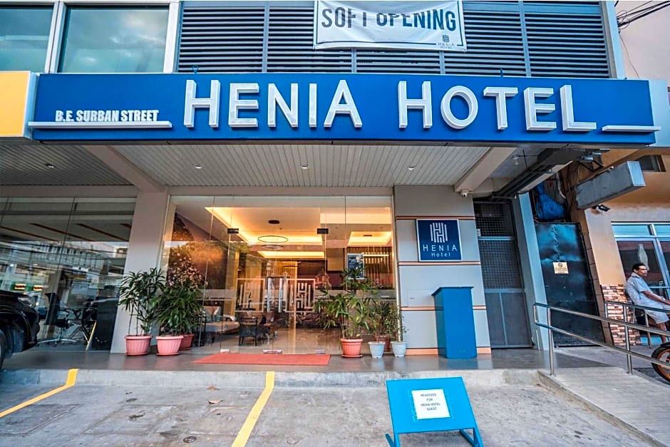 Henia Hotel