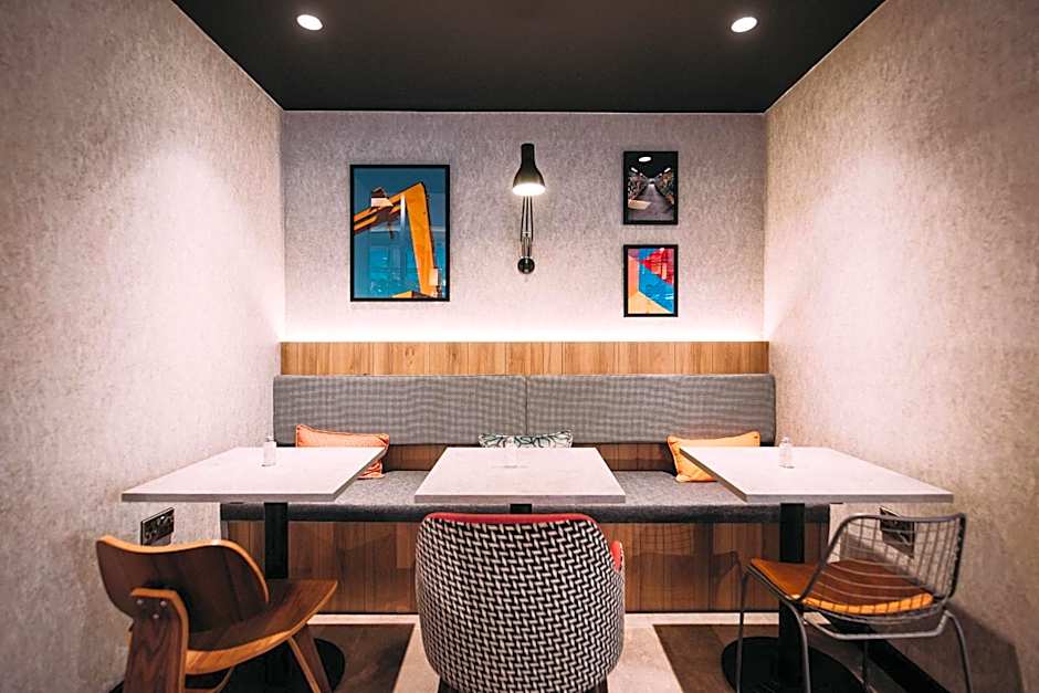 Ibis Belfast City Centre