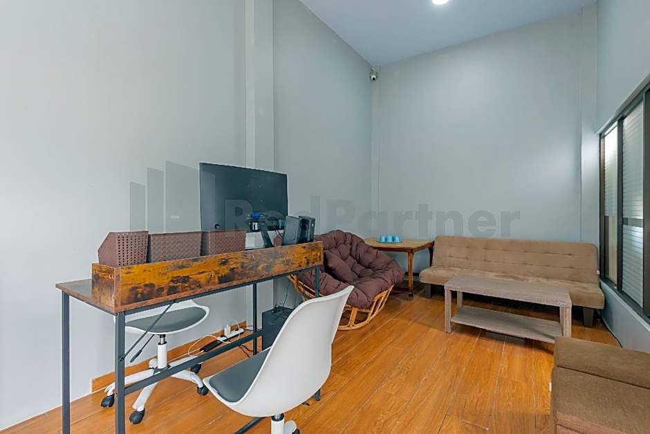 Rumah Panda Guesthouse RedPartner