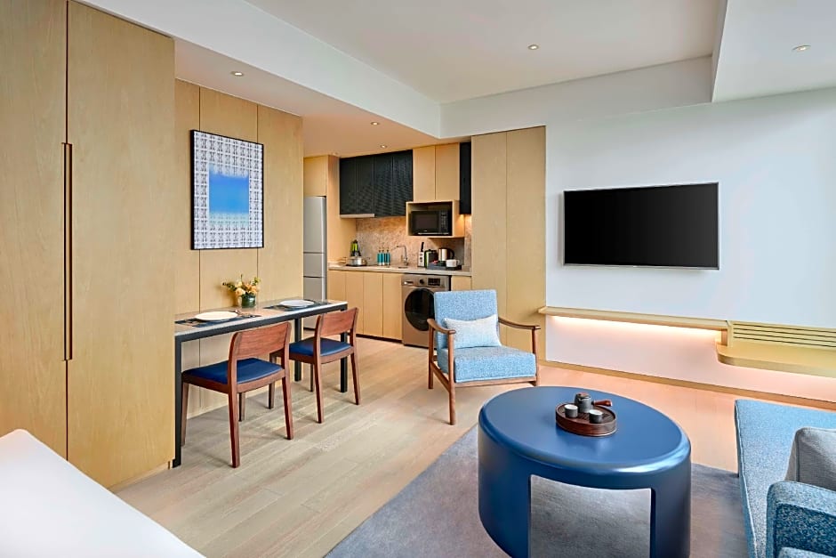 DoubleTree by Hilton Shenzhen Airport Residences