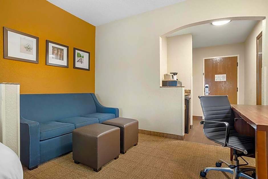 Comfort Suites Monroe
