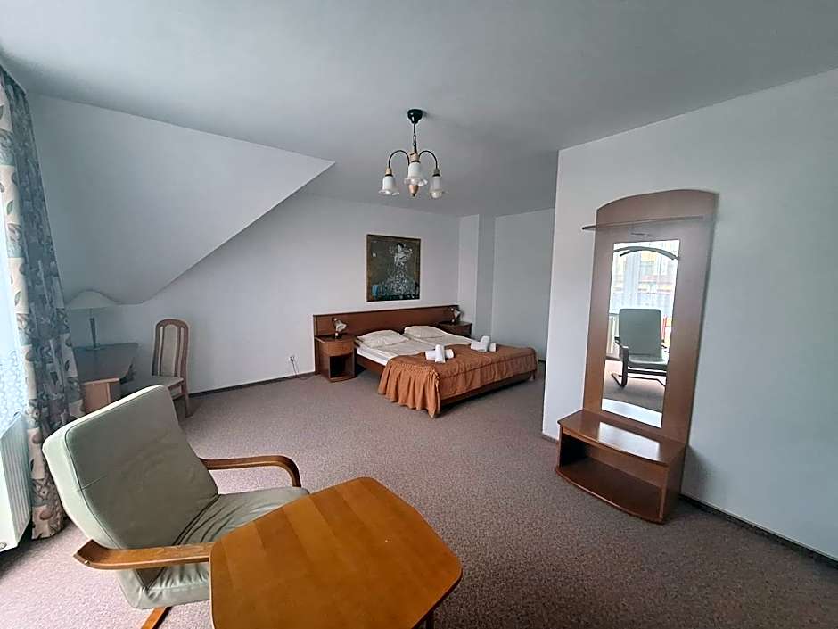 Politechnika Warszawska Ośrodek Wypoczynkowy