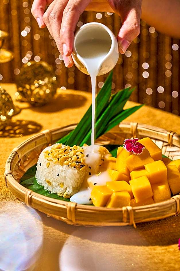 Kamala Havana Hotel And Cafe