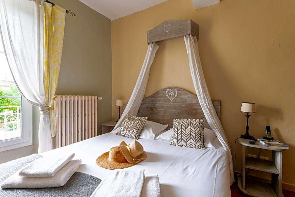 Hôtel & SPA Ventoux Provence "Domaine des Tilleuls"