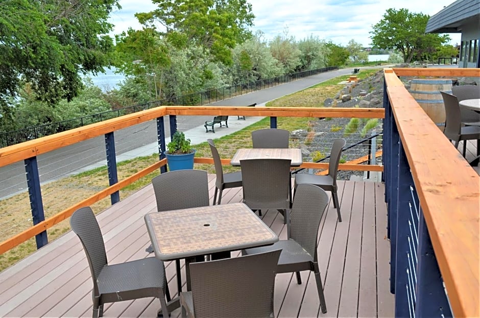 Richland Riverfront Hotel, Ascend Hotel Collection
