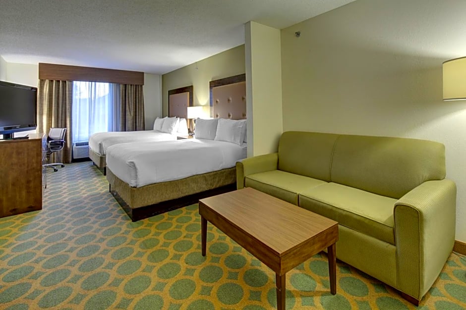 Holiday Inn Express Hotel & Suites Emporia