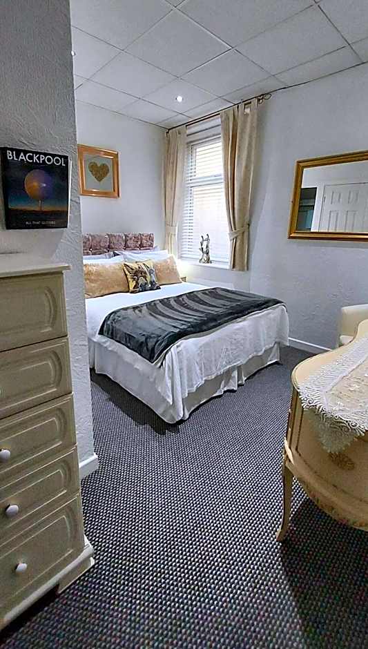 Rock Dene Hotel