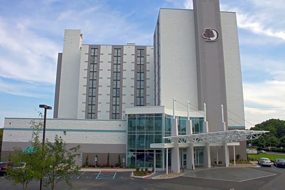 DoubleTree by Hilton Virginia Beach