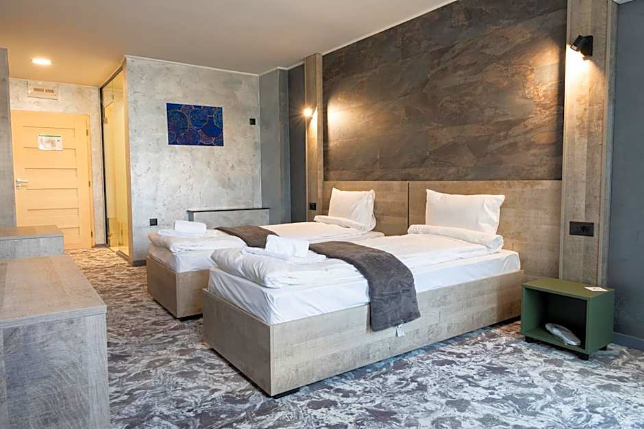 RCR Einstein studios