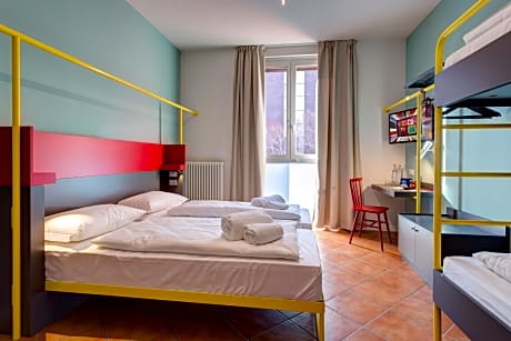 Quad Room