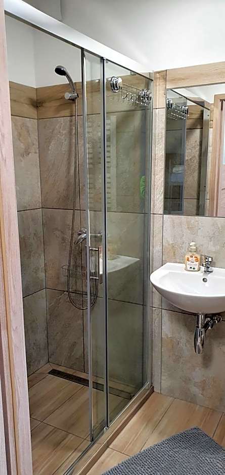 Noclegi Silesia ASTER