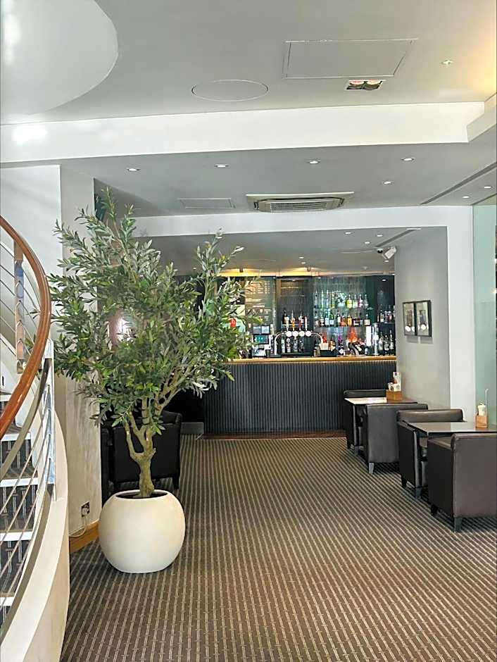 Best Western London Heathrow Ariel Hotel