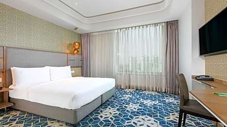 Standard King Room - Disability Access with 25% discount on F&B and Laundry, 20% on Spa and Enjoy Buy One Get One at Viva Bar during Happy Hours (12 noon to 06:00 PM)