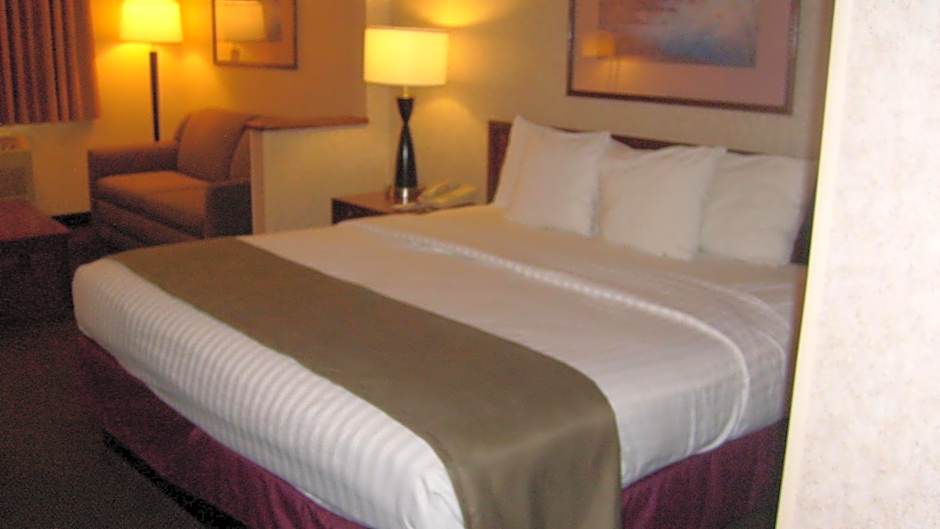 Baymont by Wyndham Golden/Red Rocks