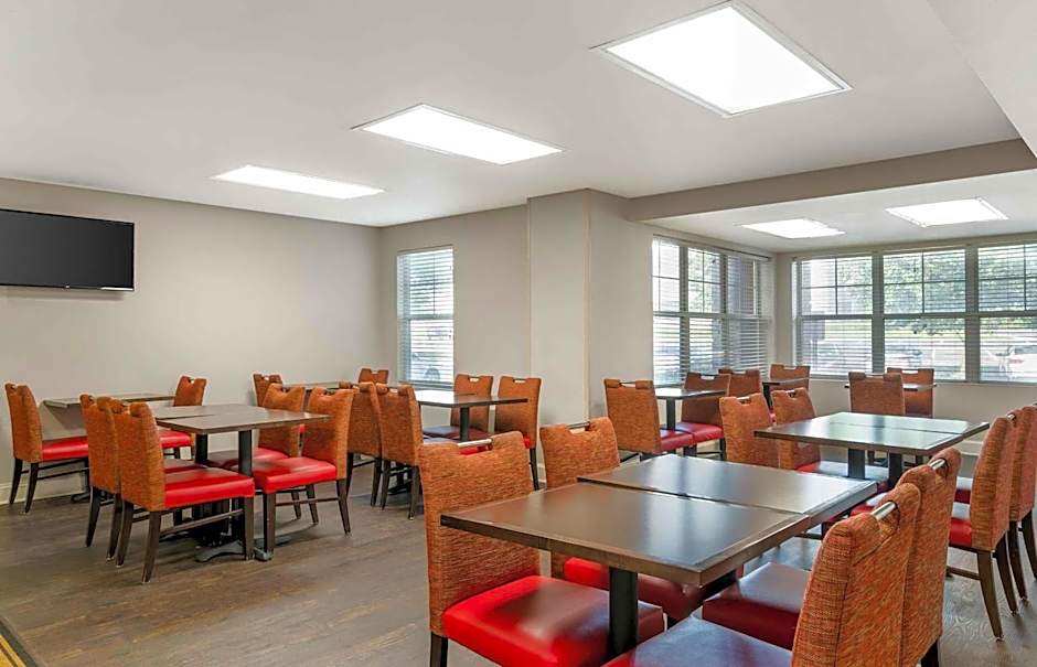 Extended Stay America Suites - Indianapolis - Airport - W. Southern Ave.